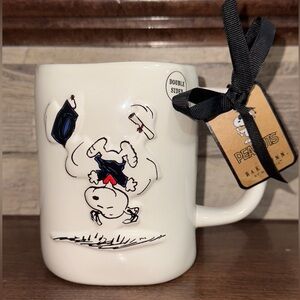 SUPER CUTE 🥰 RAE DUNN PEANUTS W/SNOOPY CAP & GOWN “DREAM BIG” GRADUATION 👨‍🎓 MUG